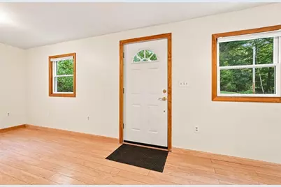 55 North St, Belchertown, MA 01007 - Photo 8