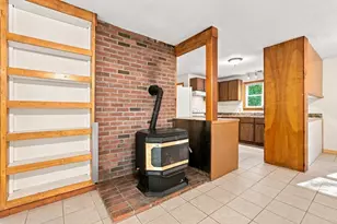 55 North St, Belchertown, MA 01007 - Photo 22