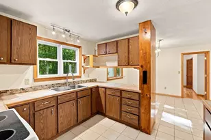 55 North St, Belchertown, MA 01007 - Photo 12