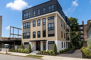820 Hyde Park Ave, Boston, MA 02136 - Photo 10