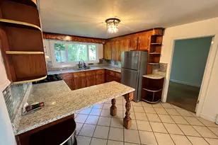 151 Rogers St, Dartmouth, MA 02748 - Photo 10