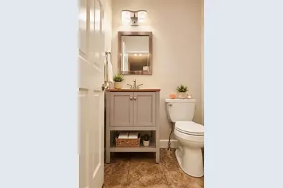 1559 Bay St #50, Taunton, MA 02780 - Photo 12