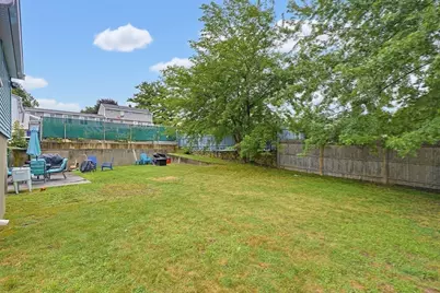 7 Haskell Pl, Peabody, MA 01960 - Photo 32