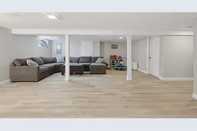 7 Haskell Pl, Peabody, MA 01960 - Photo 22