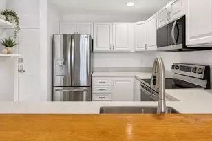 1243 Adams St, Boston, MA 02124 - Photo 8