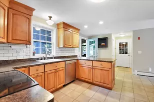 141 Farm Hill Rd, Leominster, MA 01453 - Photo 4