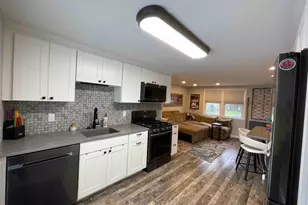 27 Neillian Way, Bedford, MA 01730 - Photo 6