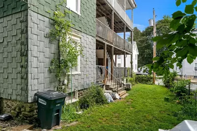 27 Henry St, Southbridge, MA 01550 - Photo 4