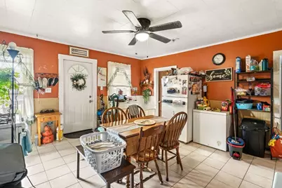 27 Henry St, Southbridge, MA 01550 - Photo 6