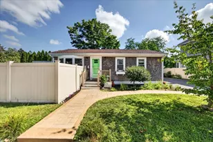 6 Pontiac St, New Bedford, MA 02745 - Photo 1