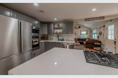 156 Oak St, Weymouth, MA 02190 - Photo 10