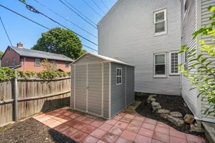 26 Wallis St, Beverly, MA 01915 - Photo 20
