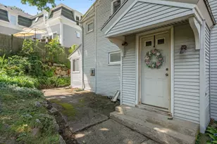 26 Wallis St, Beverly, MA 01915 - Photo 16