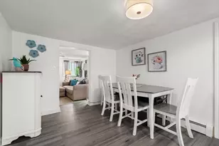 26 Wallis St, Beverly, MA 01915 - Photo 4