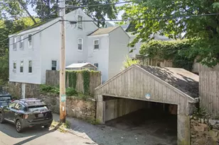 26 Wallis St, Beverly, MA 01915 - Photo 36