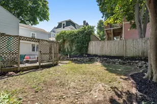 26 Wallis St, Beverly, MA 01915 - Photo 22