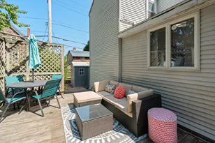 26 Wallis St, Beverly, MA 01915 - Photo 18