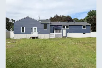 138 Rea St, Lowell, MA 01852 - Photo 2