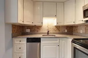 138 Rea St, Lowell, MA 01852 - Photo 4