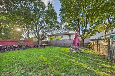 23 Rodney St, New Bedford, MA 02744 - Photo 12