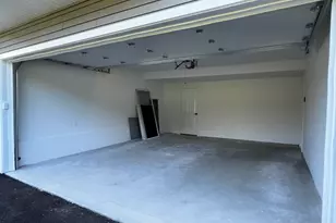 191 Oxford Ave, Dudley, MA 01571 - Photo 32