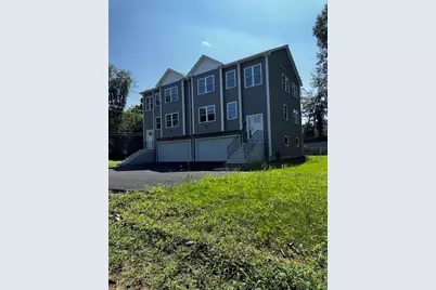 191 Oxford Ave #2, Dudley, MA 01571 - Photo 2