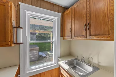 33 Clearview Ave, Worcester, MA 01605 - Photo 24