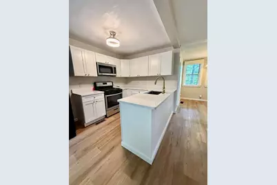 8A Warren Place #a, Framingham, MA 01701 - Photo 1