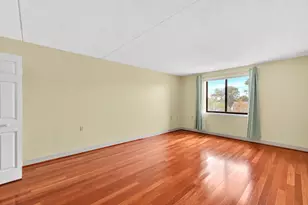 30 Daniels St, Malden, MA 02148 - Photo 10