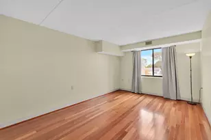 30 Daniels St, Malden, MA 02148 - Photo 12