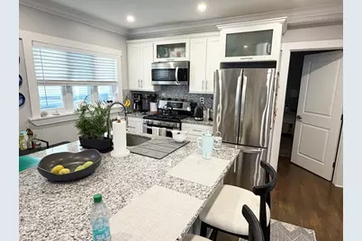 27 Plymouth St #3, Cambridge, MA 02141 - Photo 6
