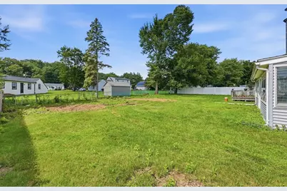 60 S West St, Agawam, MA 01001 - Photo 8