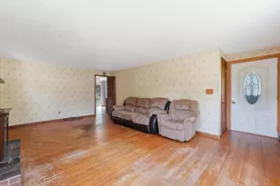 60 S West St, Agawam, MA 01001 - Photo 24