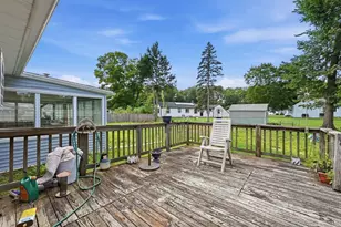 60 S West St, Agawam, MA 01001 - Photo 10
