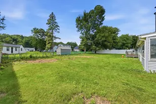 60 S West St, Agawam, MA 01001 - Photo 8