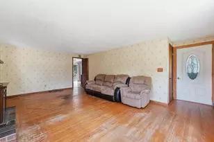 60 S West St, Agawam, MA 01001 - Photo 24
