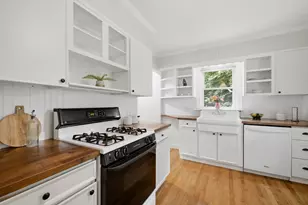 76 Woodland Rd, Malden, MA 02148 - Photo 4