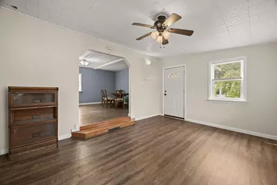 14 Judith Cir, Wareham, MA 02576 - Photo 2