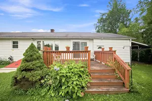 115 Bemis Rd, Holyoke, MA 01040 - Photo 24