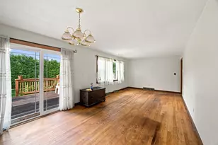115 Bemis Rd, Holyoke, MA 01040 - Photo 12