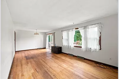 115 Bemis Rd, Holyoke, MA 01040 - Photo 10
