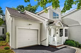 7 Hartswood Dr, Haverhill, MA 01830 - Photo 2