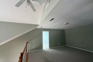 7 Hartswood Dr, Haverhill, MA 01830 - Photo 10