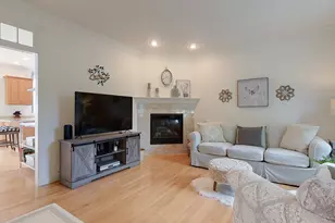 38 Tarbell St, Pepperell, MA 01463 - Photo 10