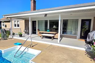 1015 Madison St, Fall River, MA 02720 - Photo 32