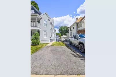 12 Richmond Ave, Worcester, MA 01602 - Photo 4