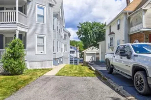 12 Richmond Ave, Worcester, MA 01602 - Photo 4