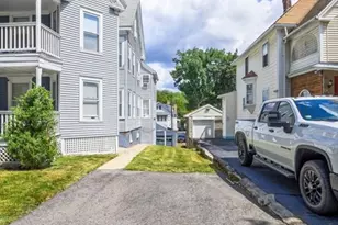 12 Richmond Ave, Worcester, MA 01602 - Photo 4