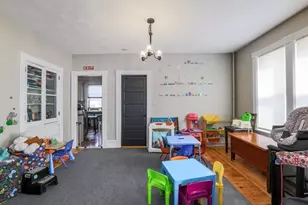 12 Richmond Ave, Worcester, MA 01602 - Photo 16