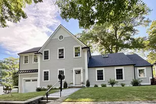 32 Hickory Cliff Rd, Newton, MA 02464 - Photo 1